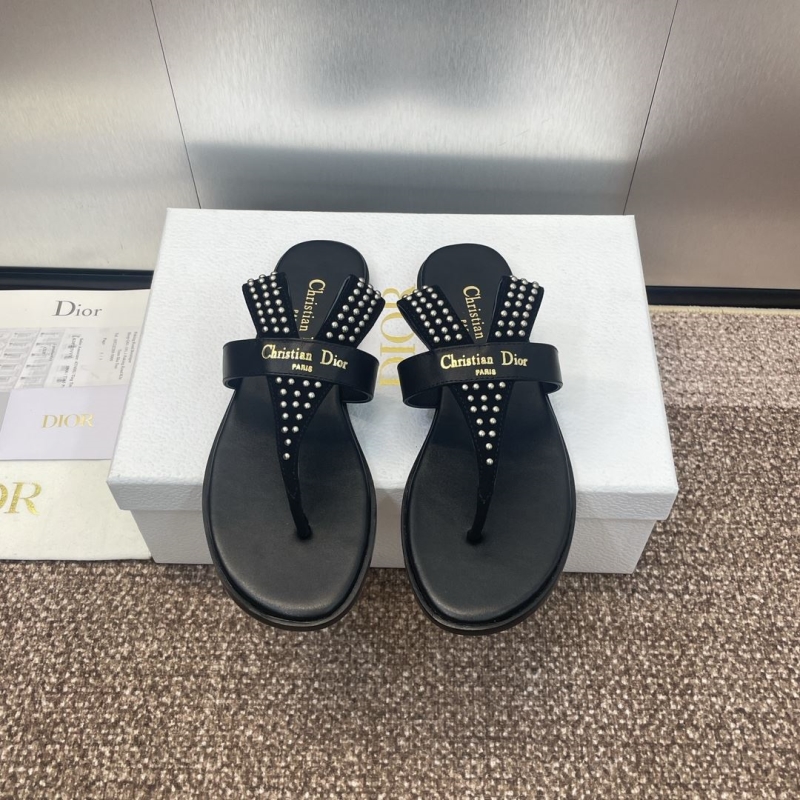 ch**an D*or sandals